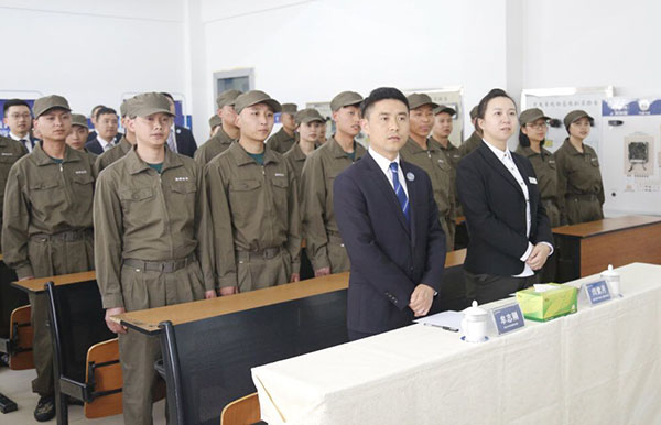 �Ĵ���ͨ��������� ѧ�Ӵ�ҵ������